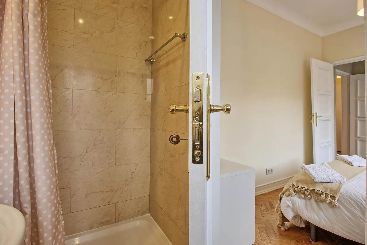 Almirante Top Floor / Almirante Reis Avenue Lisboa 葡萄牙
