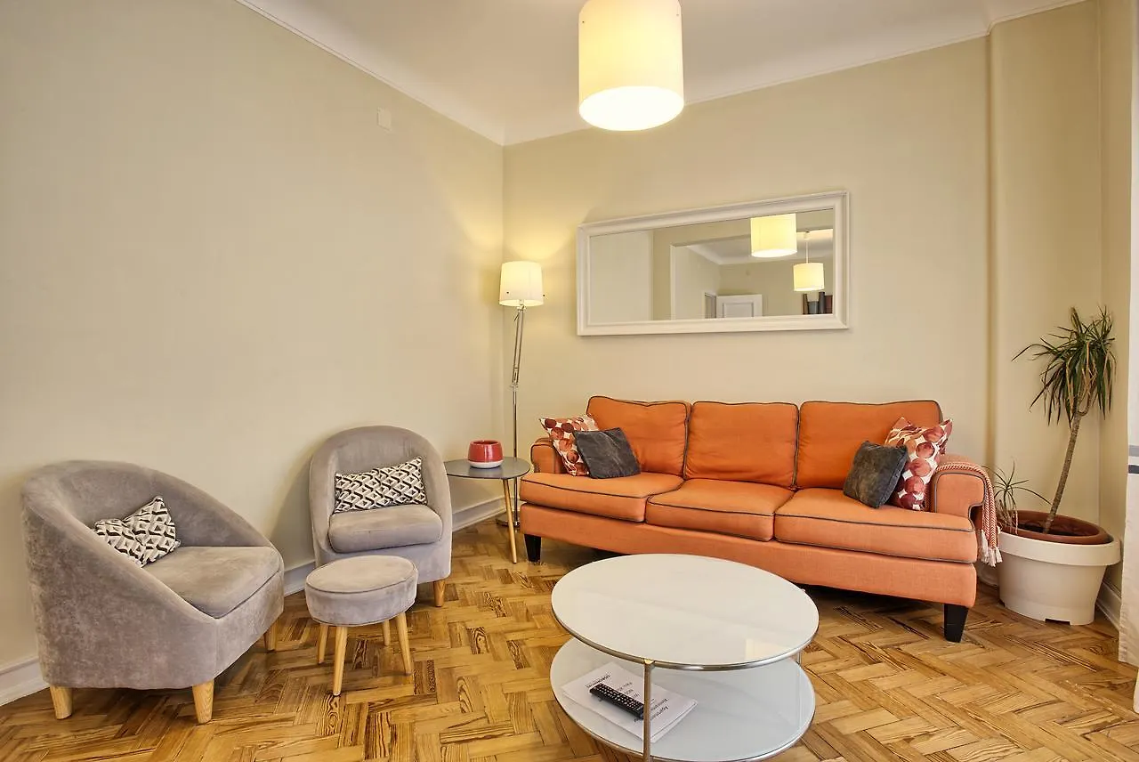 Almirante Top Floor / Almirante Reis Avenue Lisboa