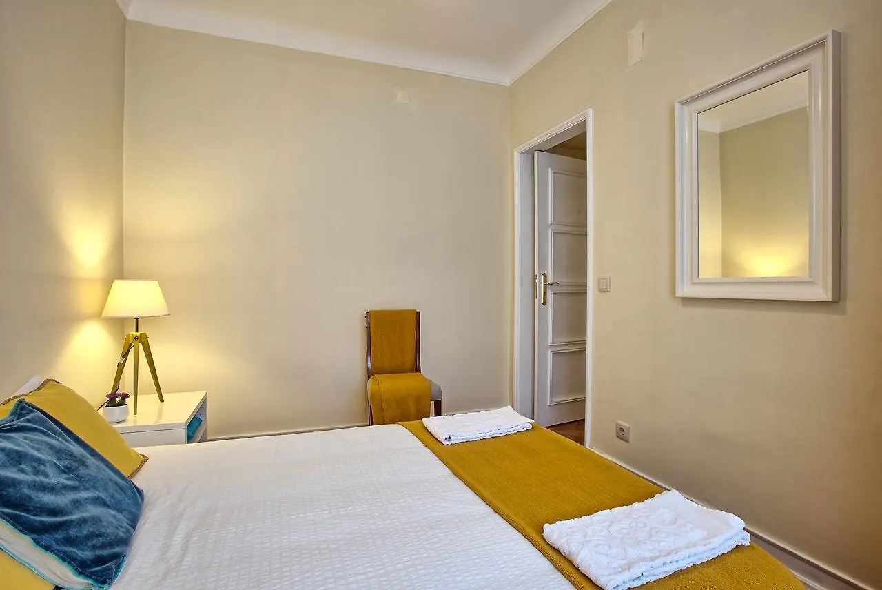 Apartamento Almirante Top Floor / Almirante Reis Avenue Lisboa Portugal